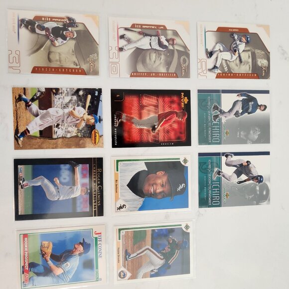 11 Assorted Baseball Cards - Various Years - Picture 2 of 4